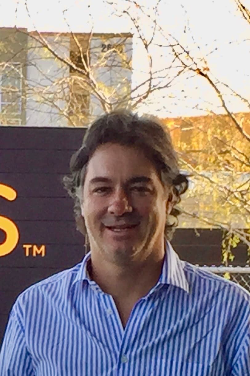 Marcelo Doria no campo de treinamento da EXOS